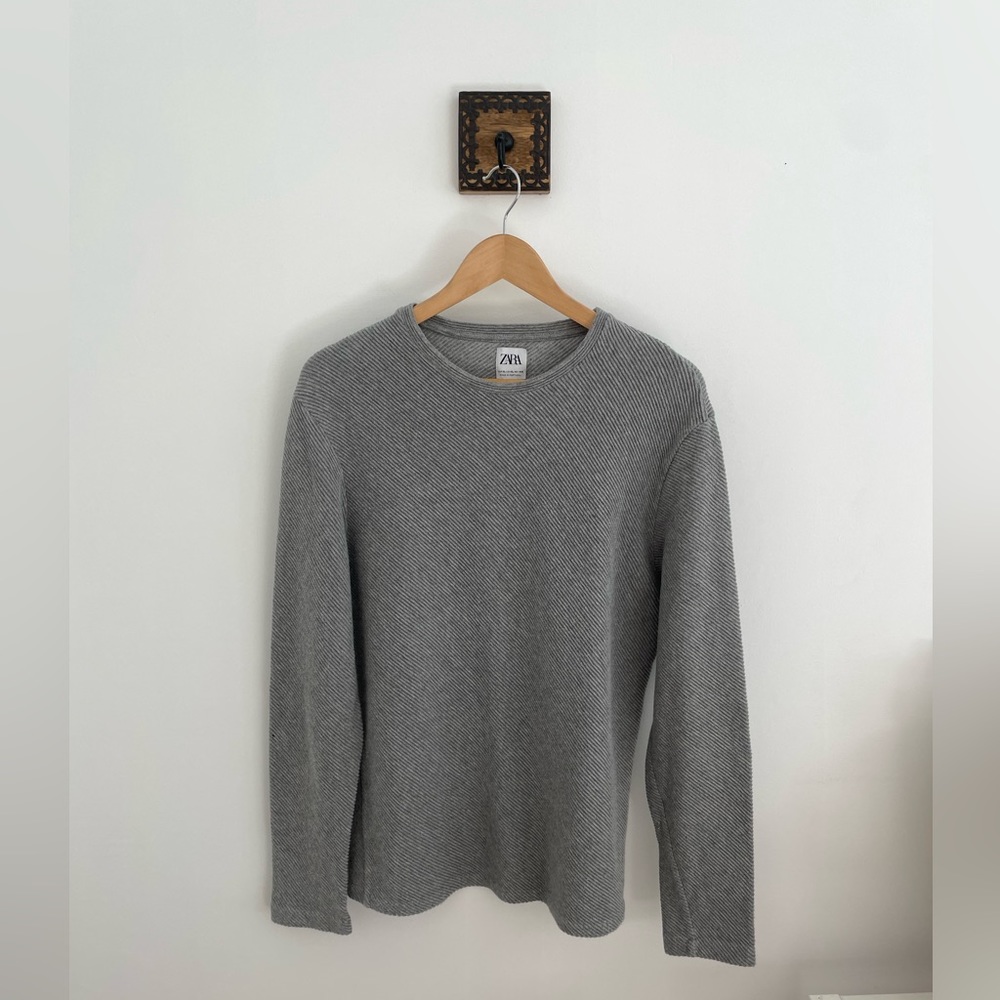 Zara Grey Ribbed Sweater - Picture 2 of 4